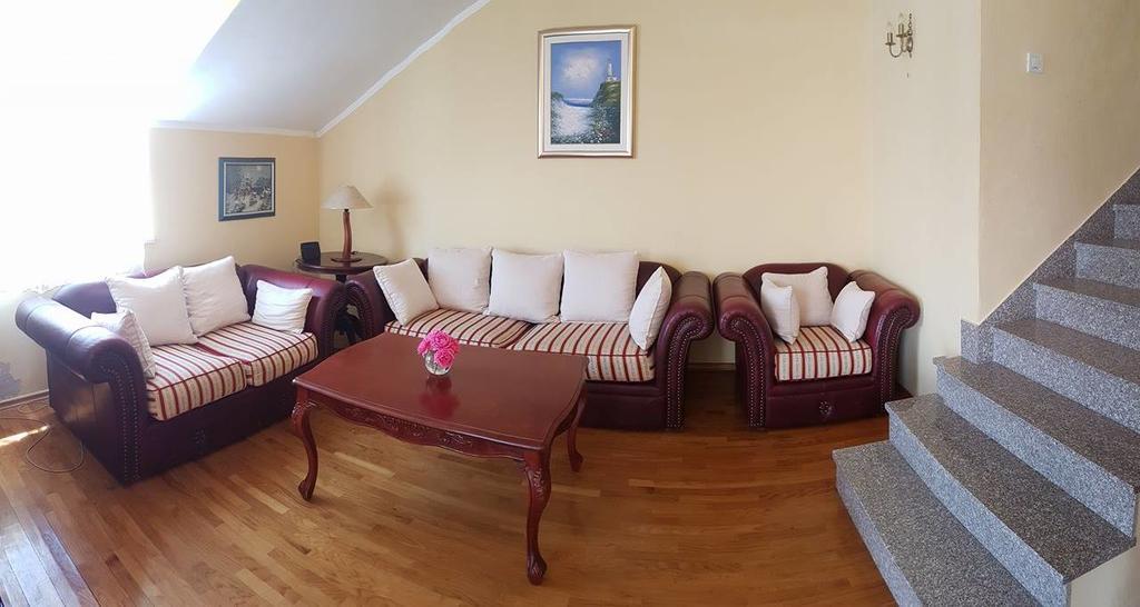 Apartments M&E Quận Mokošica Ngoại thất bức ảnh