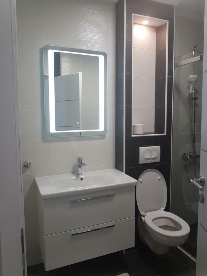 Apartments M&E Quận Mokošica Ngoại thất bức ảnh