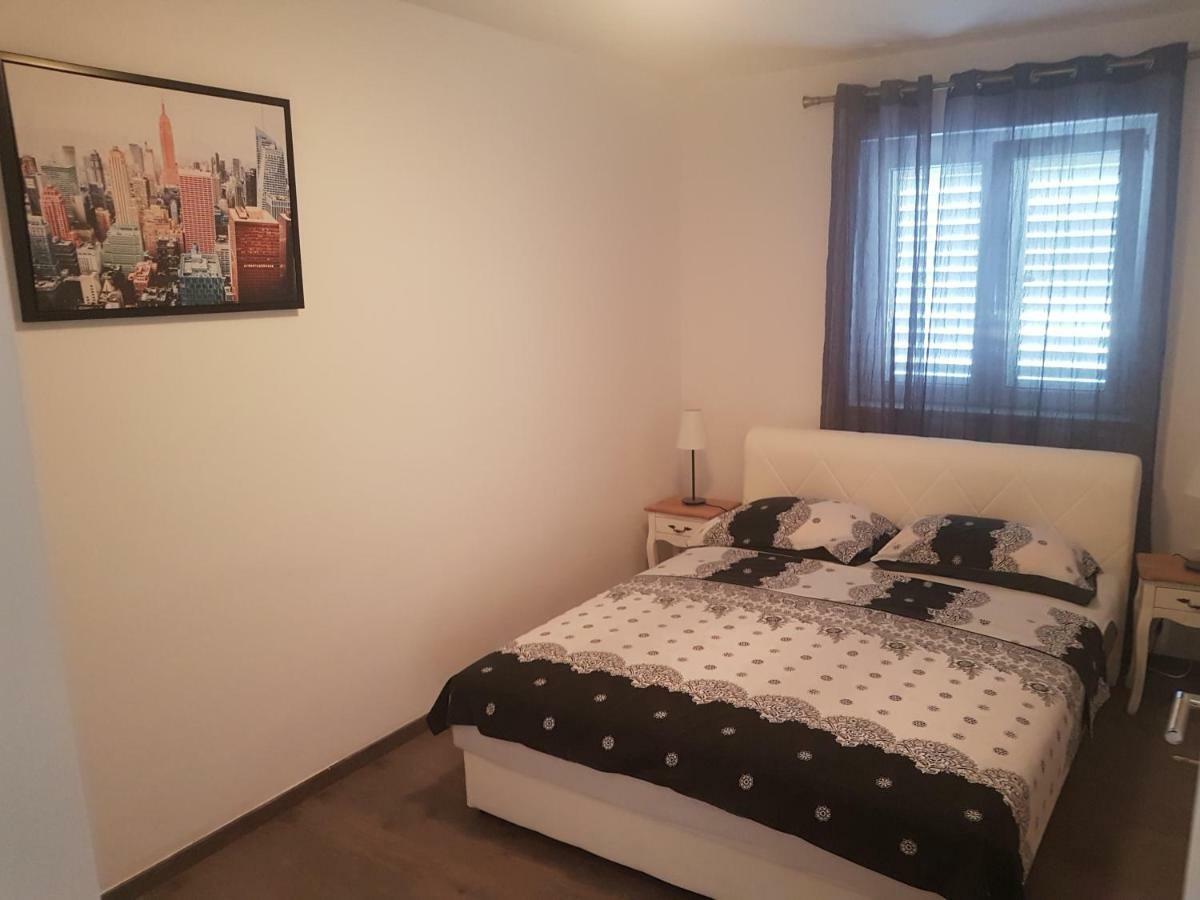 Apartments M&E Quận Mokošica Ngoại thất bức ảnh