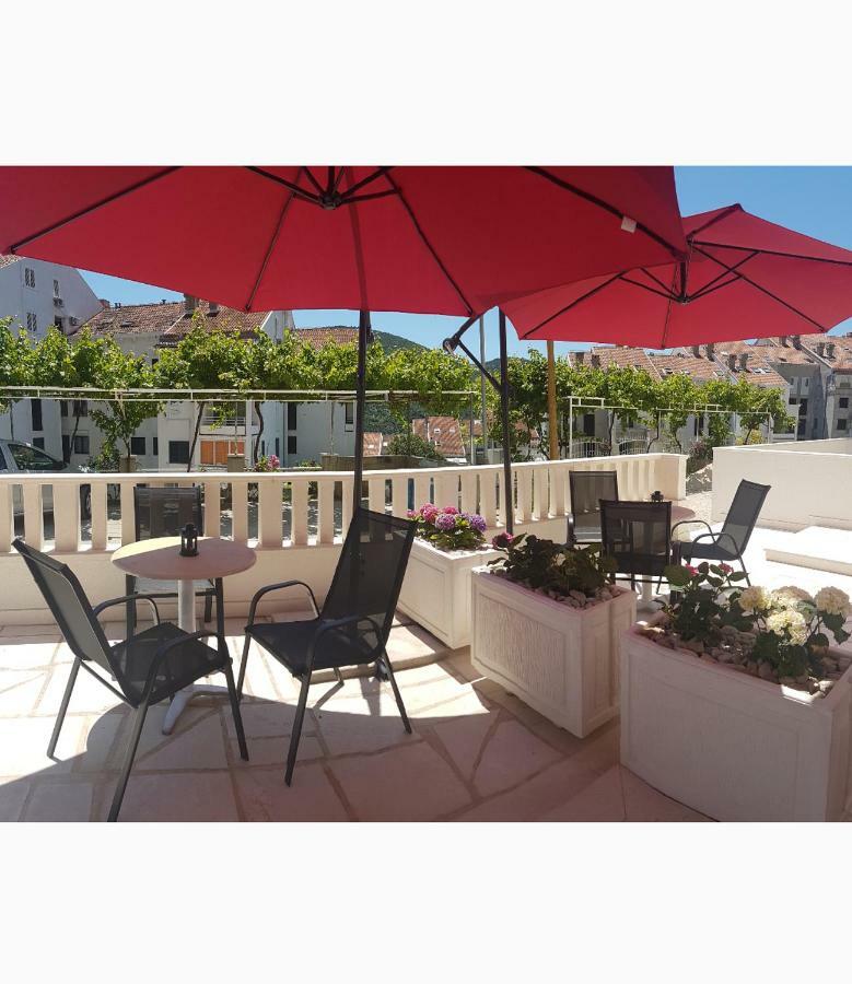 Apartments M&E Quận Mokošica Ngoại thất bức ảnh