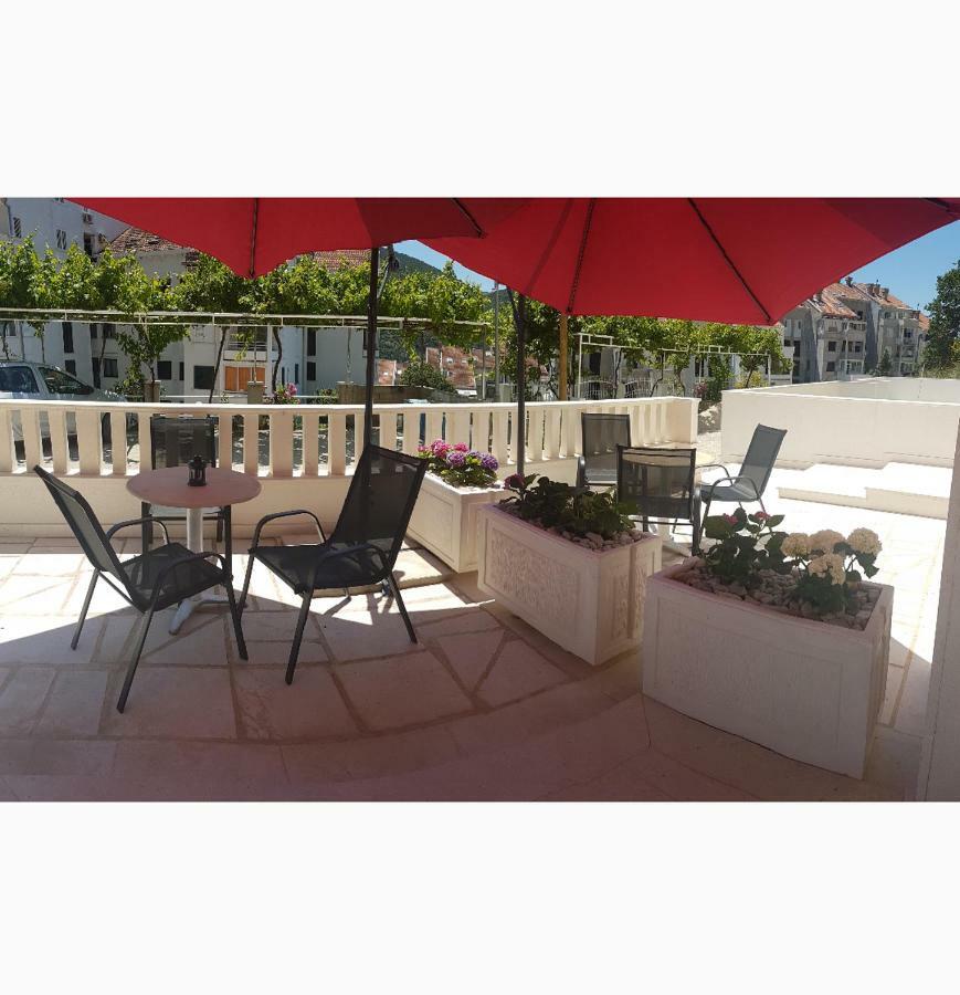 Apartments M&E Quận Mokošica Ngoại thất bức ảnh