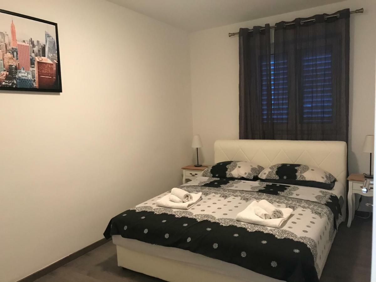 Apartments M&E Quận Mokošica Ngoại thất bức ảnh